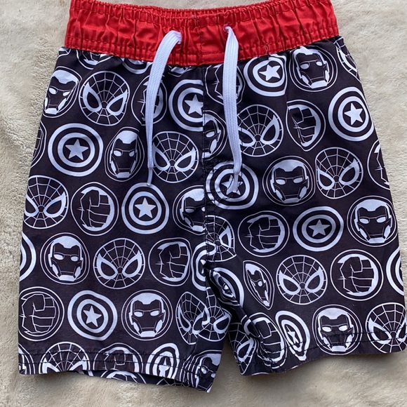 Marvel Superhero Swim Trunks - Picture 5 of 5